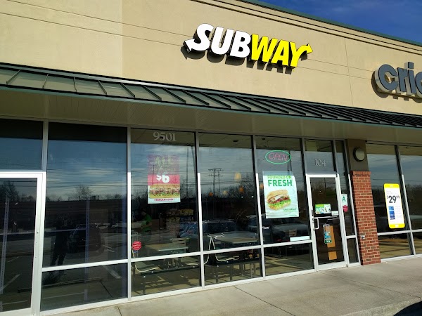 SUBWAY #2824 exterior