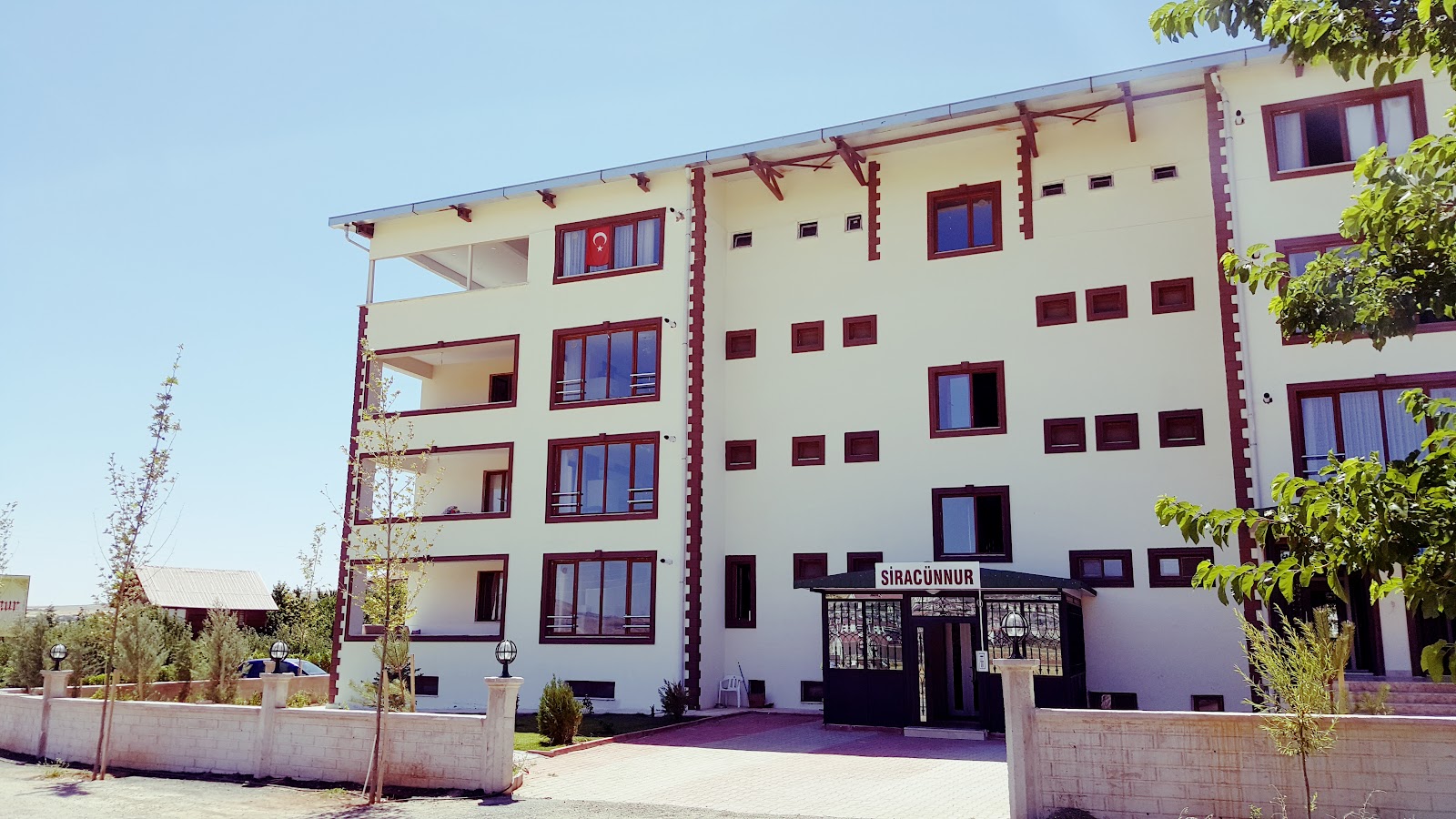 SİRacÜNnur Medresesİ mekanı