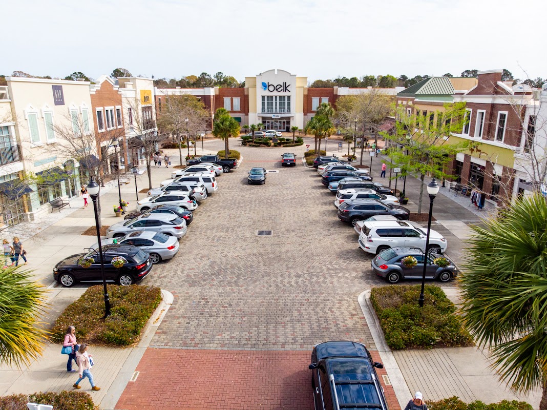 Mount Pleasant Towne Centre photo 2