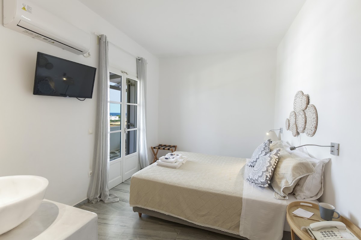 Margarita Studios Ambelas — 3