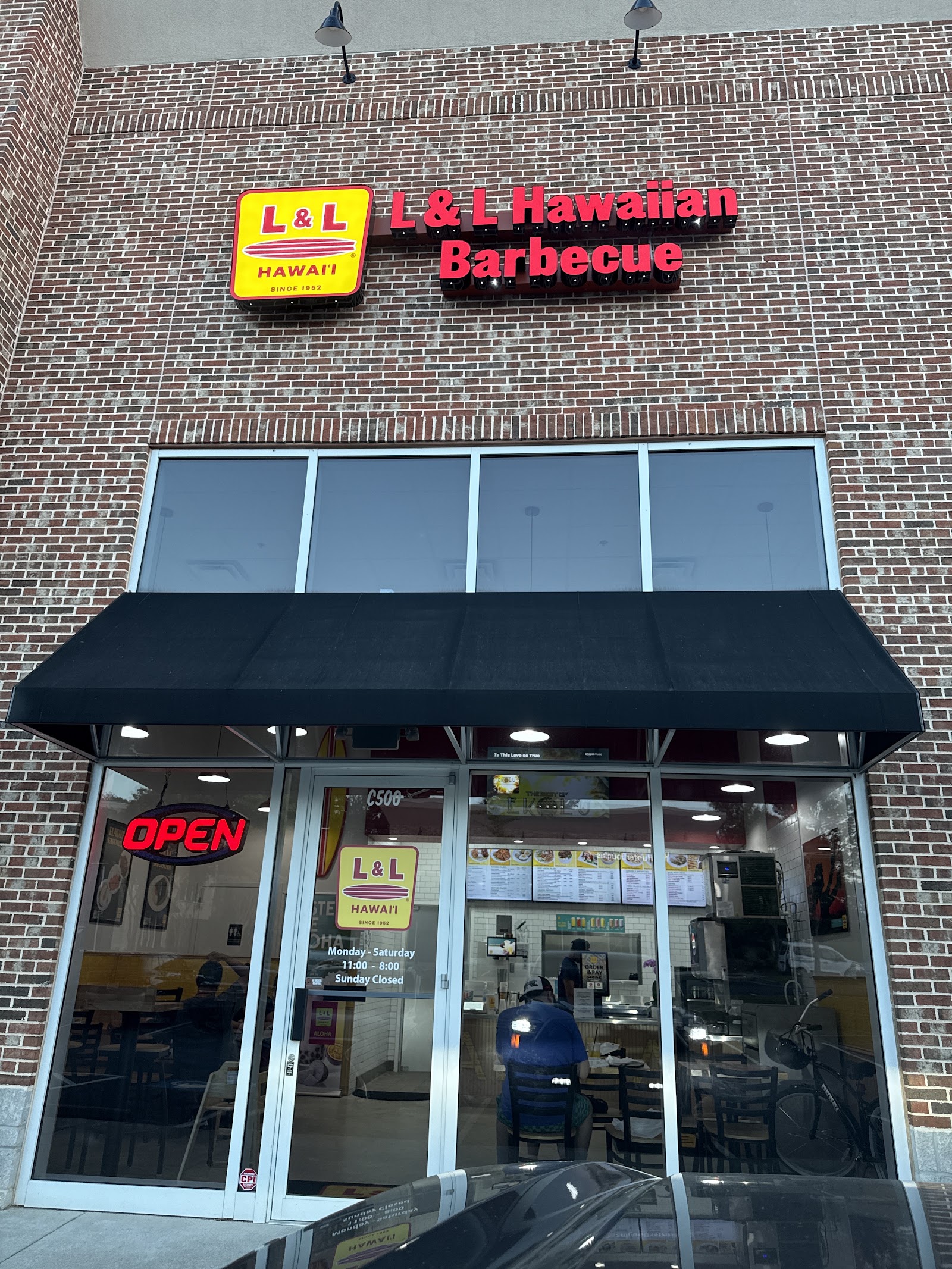 L&L Hawaiian Barbecue