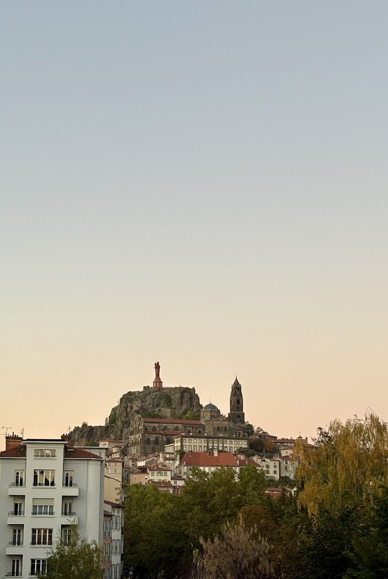 Les Bains de Romane, Cabinet Périnatal au Puy-en-Velay - Thérapeutique Bain Bébé - Massages - Allaitement - Sommeil Bébé