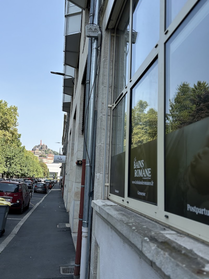 Les Bains de Romane, Cabinet Périnatal au Puy-en-Velay - Thérapeutique Bain Bébé - Massages - Allaitement - Sommeil Bébé