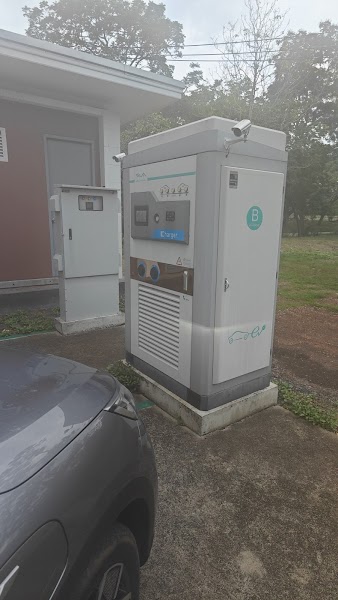 EA Anywhere Charging Station