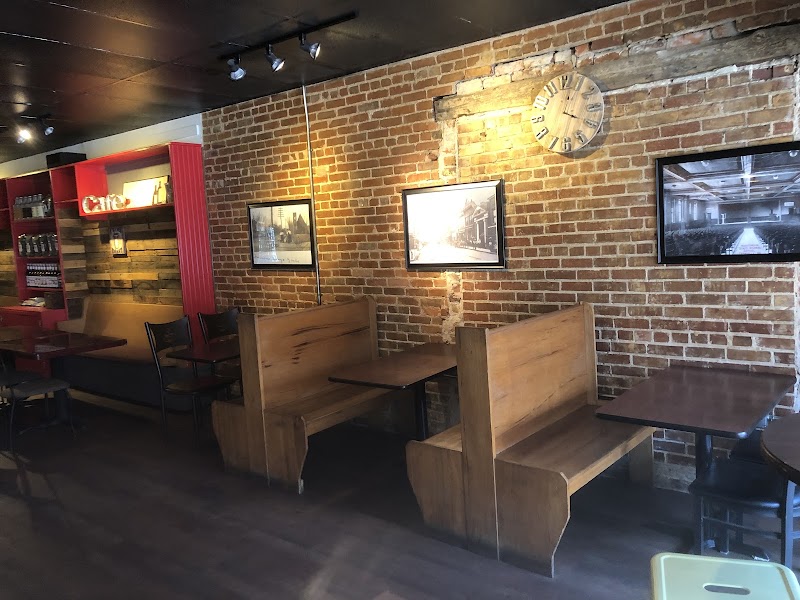 Uptown Coffee Cafe photo 1