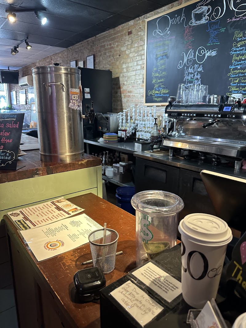 Uptown Coffee Cafe photo 4