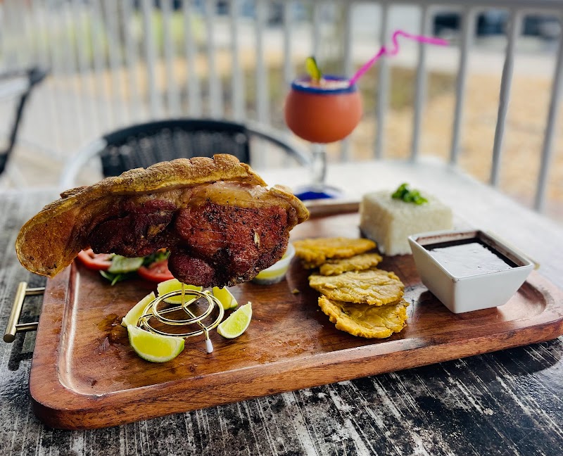 Morenas Latin Bar & Grill photo 2