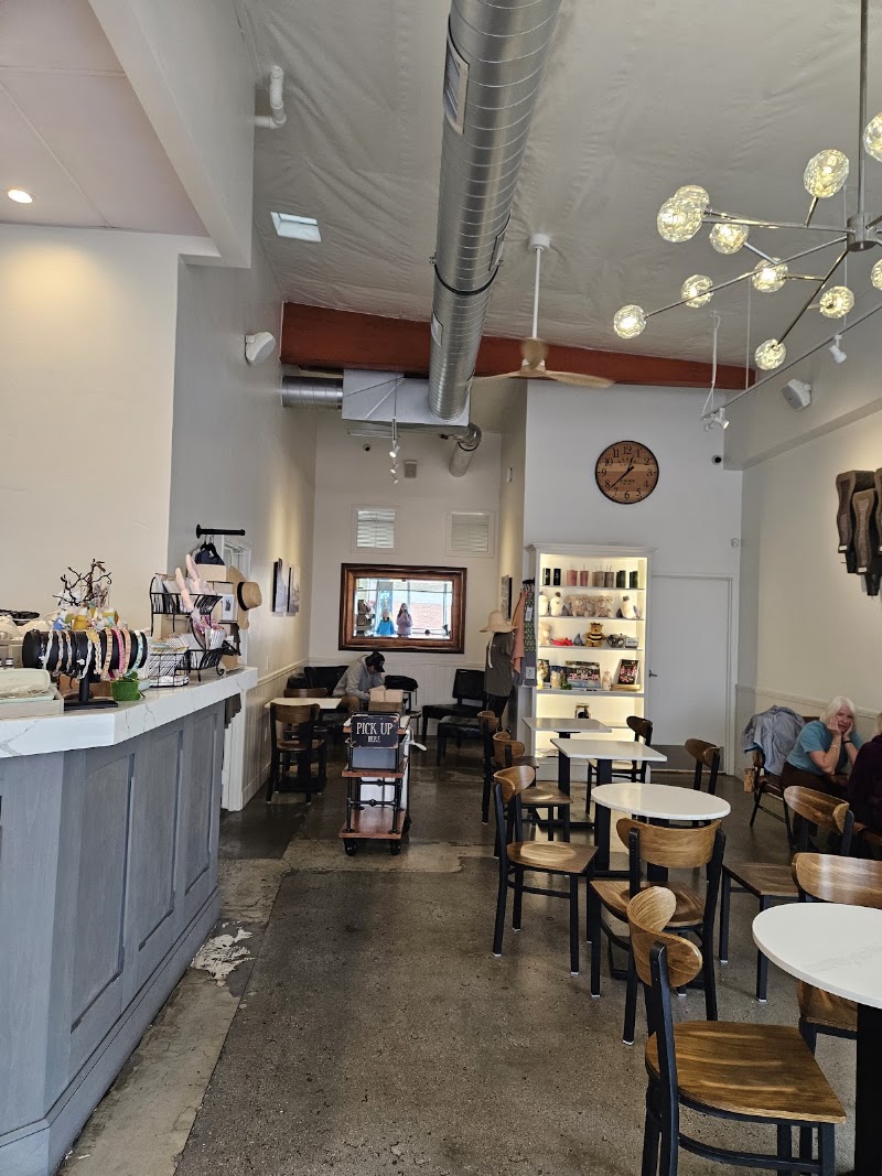Simones Coffee and Tea photo 3