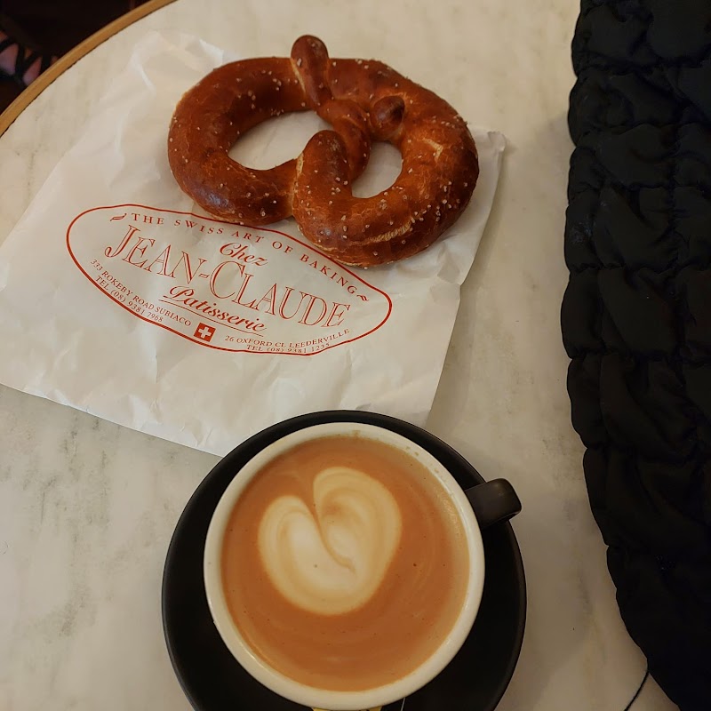 Chez Jean-Claude Patisserie photo 10