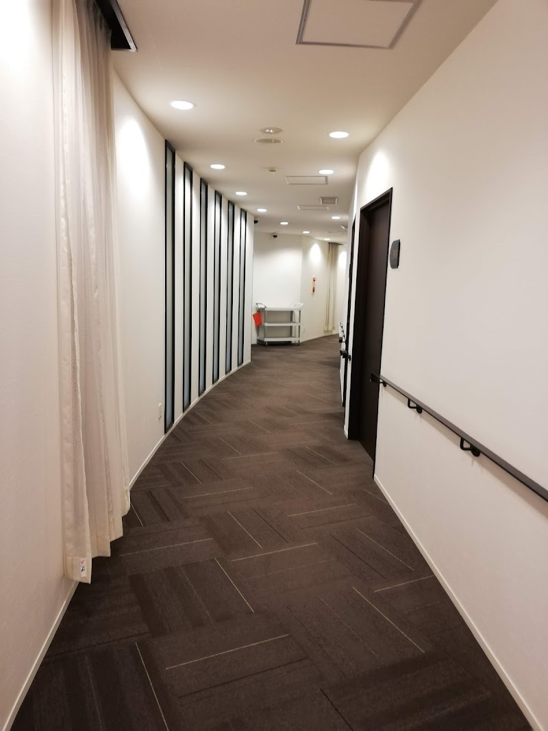 亀森レディースクリニックの外観