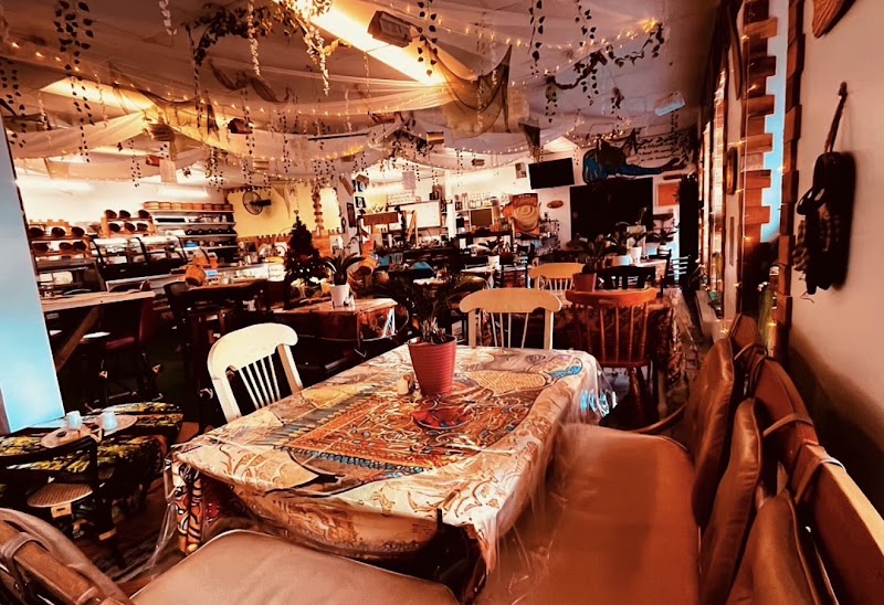 Jumangi's Bistro Cafe photo 1