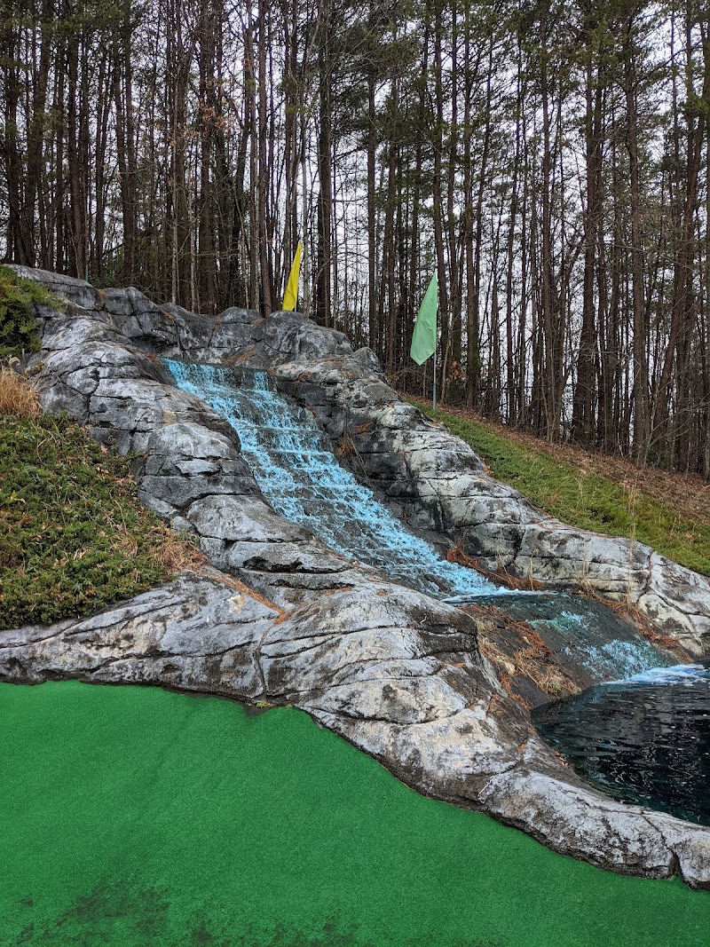 Hilltop Overlook mini golf and arcade — interior