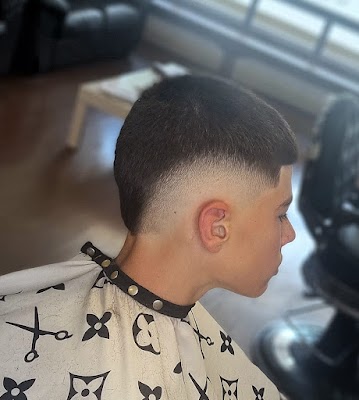 Danny's Barber Shop photo 3