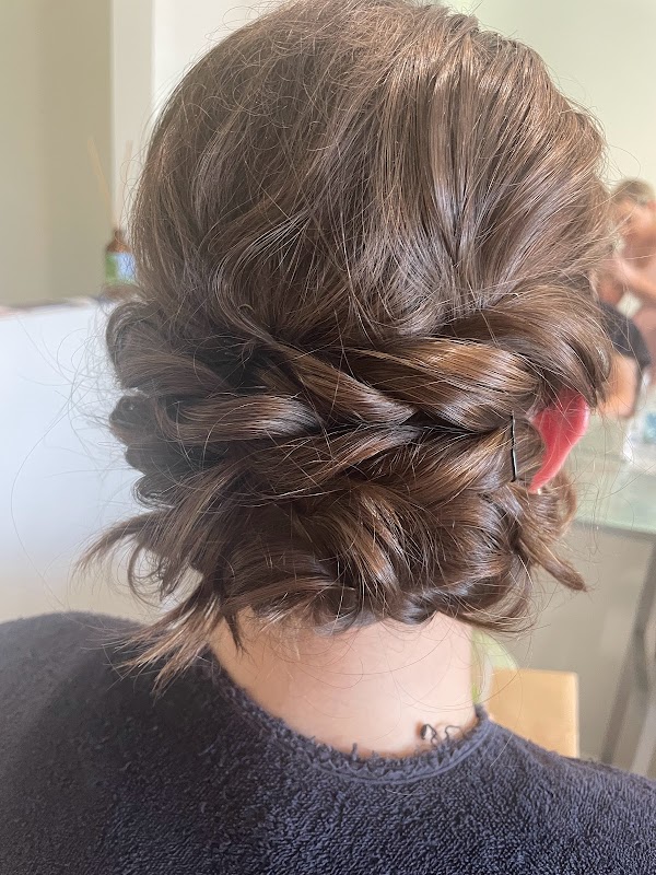 Simply Elegant Hair photo 1