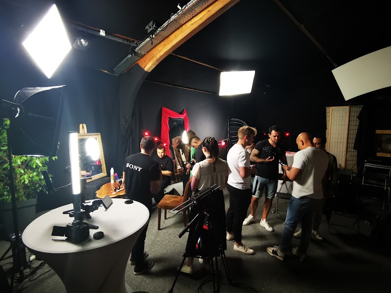 CDM PARIS — photo 4