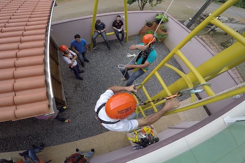 Foto de Risco Zero SC - Segurança do Trabalho - Joinville - SC
