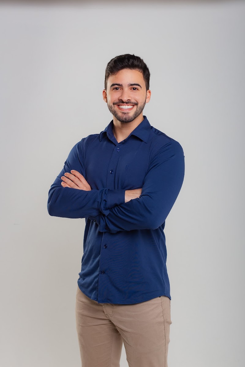 Dr. Lucas Andrade - Alinhadores Invisíveis em João Pessoa-PB - foto 4