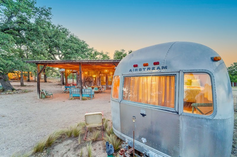Three Points Ranch - Photo 4