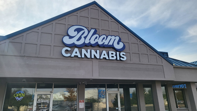 Video tour of Bloom West Columbus Dispensary retail environment
