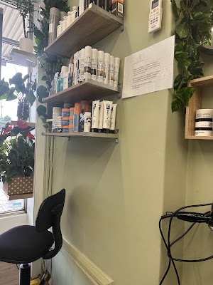 ANDRE HAIR STYLISTS photo 3