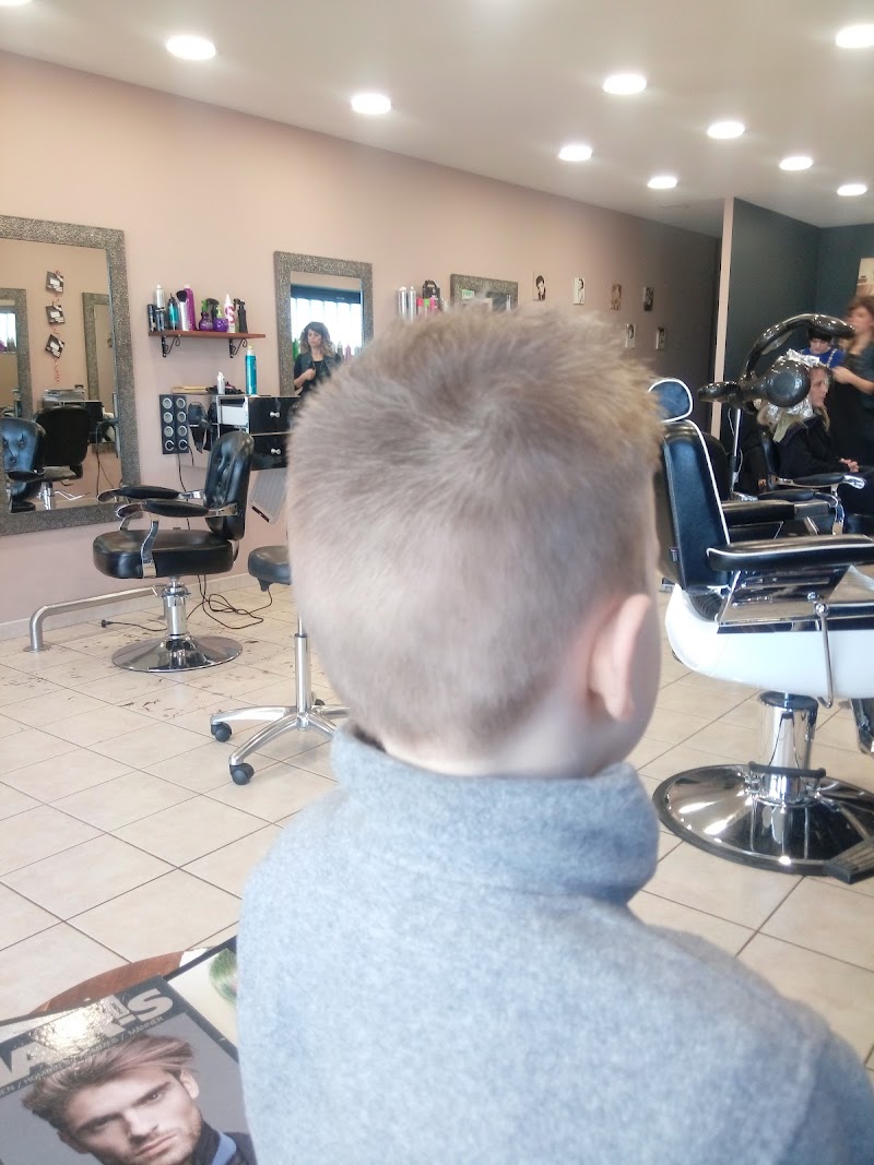 STUD' COIFFURE — photo 4