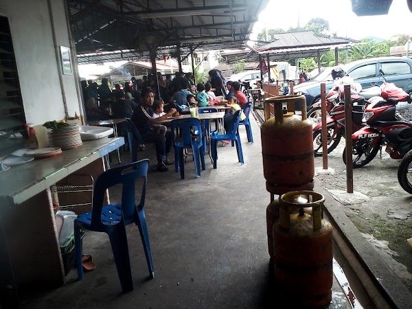 Kedai Makan Bayan - Photo 1