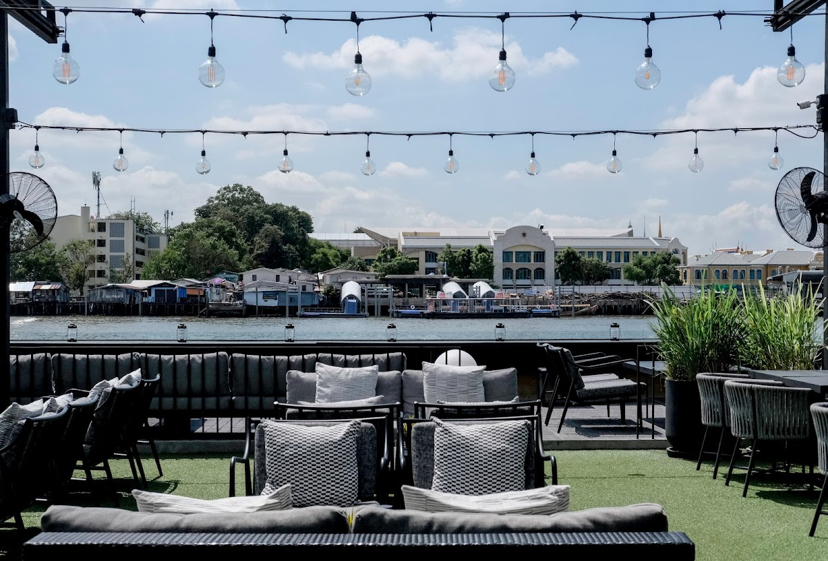 Theatre Riverside Restaurant