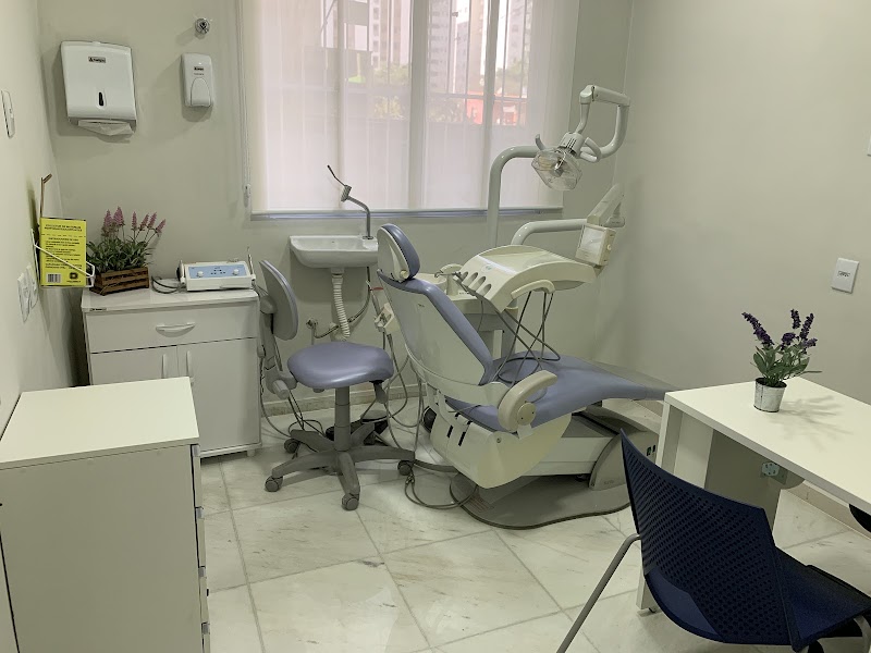 DRA. ROCHELLY MATOS - foto 3