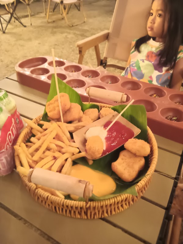 Kopi Komeh & Colek Buah - Photo 1