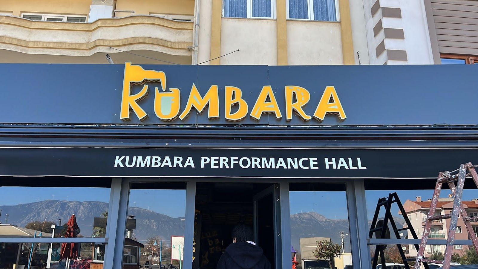 Kumbara Performance Hall mekanı