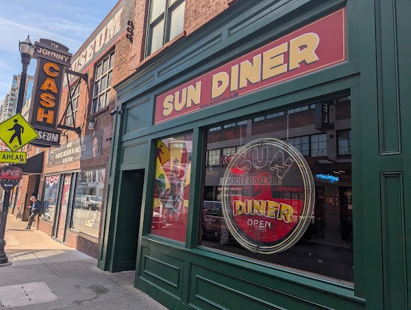 Sun Diner