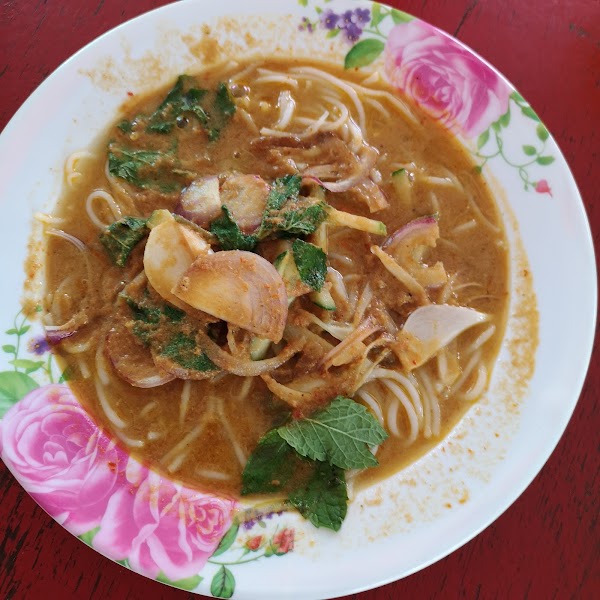 Yummy Restaurant - Photo 1