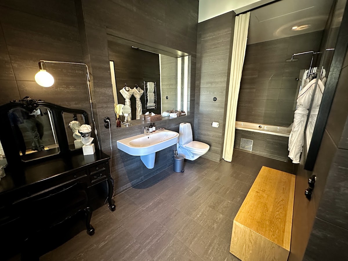 Lydmar Hotel, dog-friendly hotel, photo 2