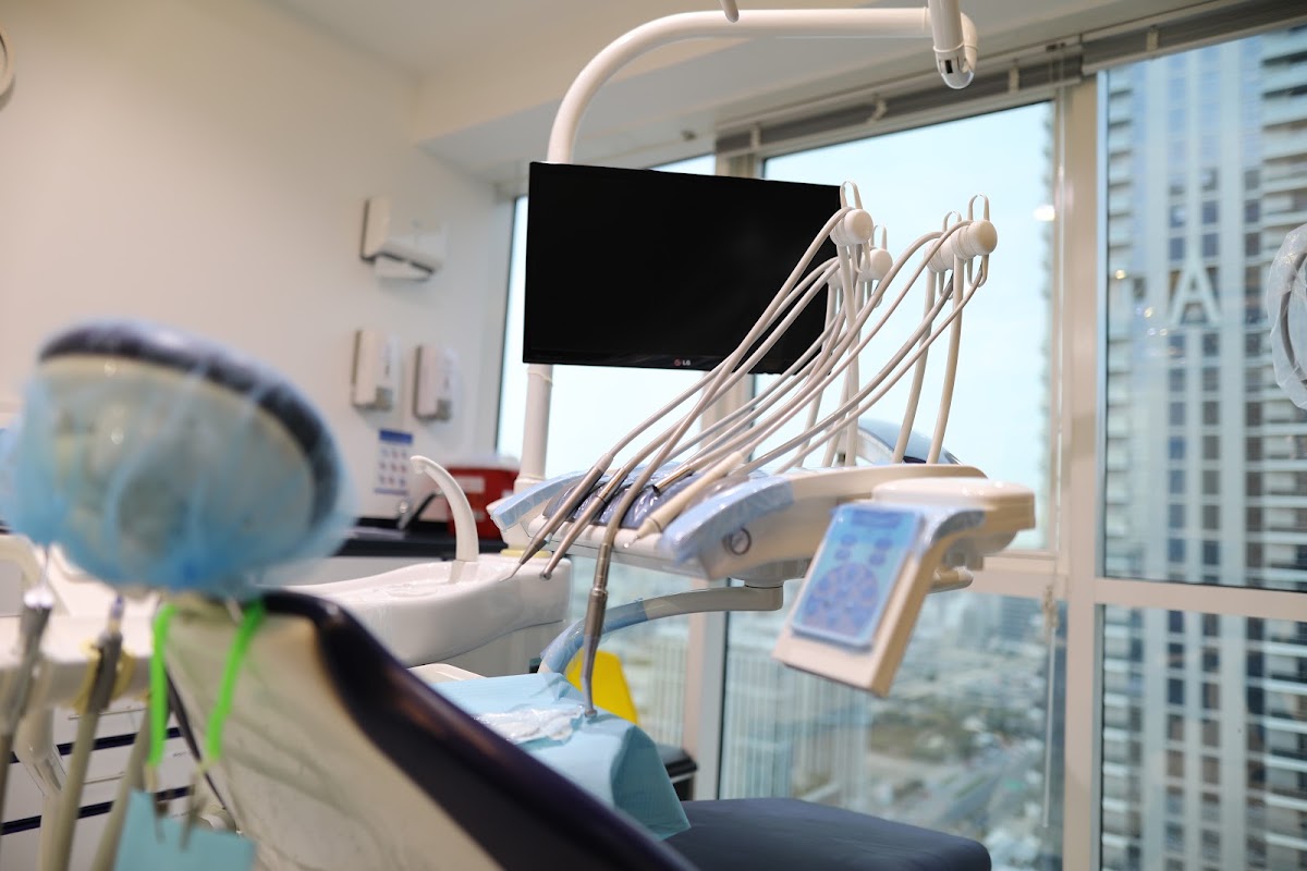 Lumos Dental & Aesthetic Clinic 4