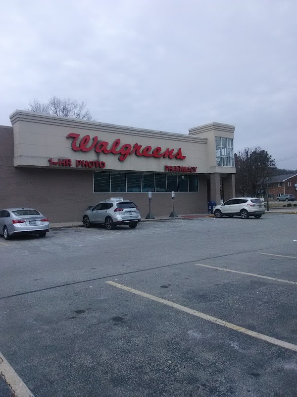 WALGREENS #5172 exterior