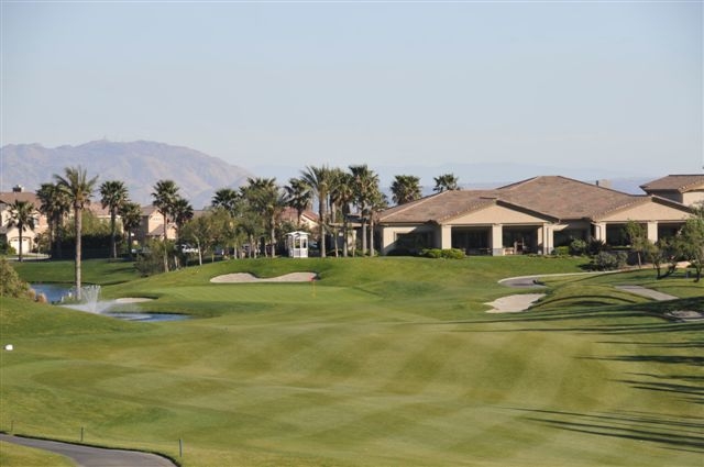 Sierra Lakes Golf Club
