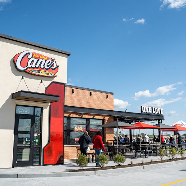 RAISING CANE'S #650 exterior