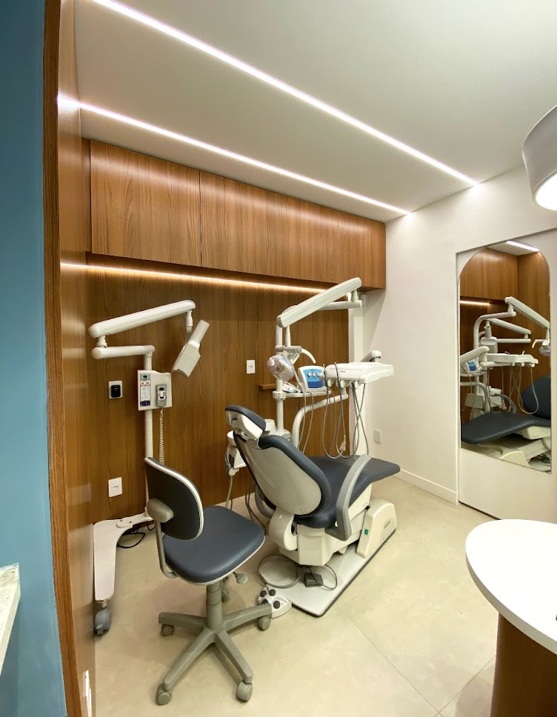 Dra Jaqueline Sousa / Clínica Odontológica no Catete - foto 2