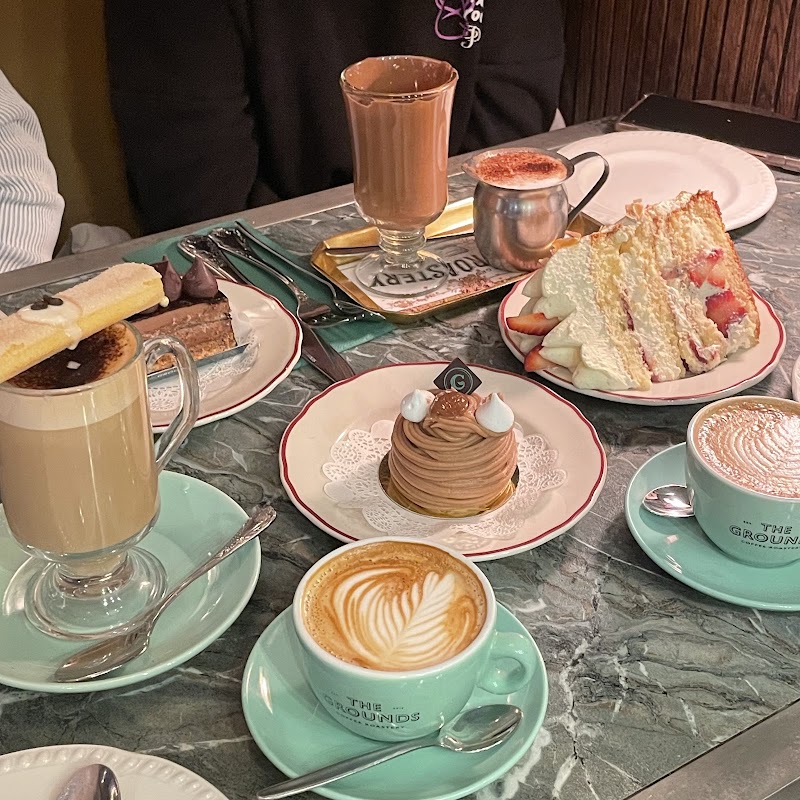 The Grounds of the City photo 7