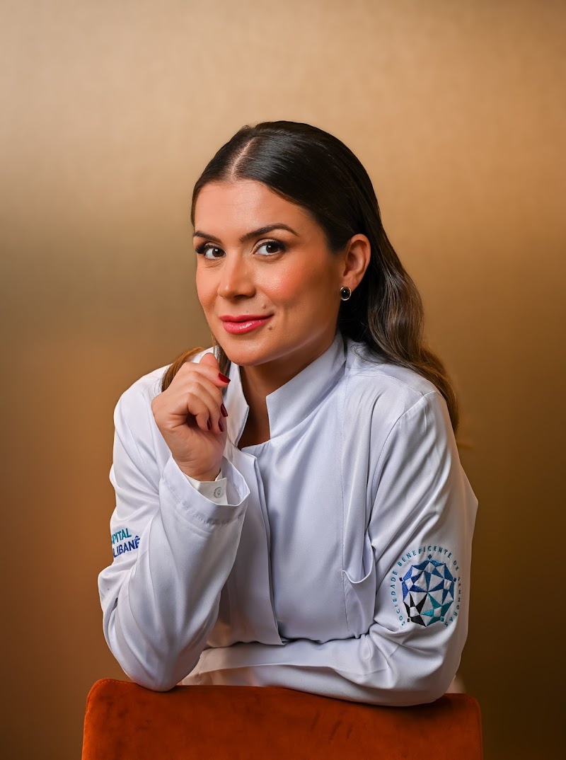 Foto de Dra. Fernanda Willemann Ungaretti, Cardiologista
