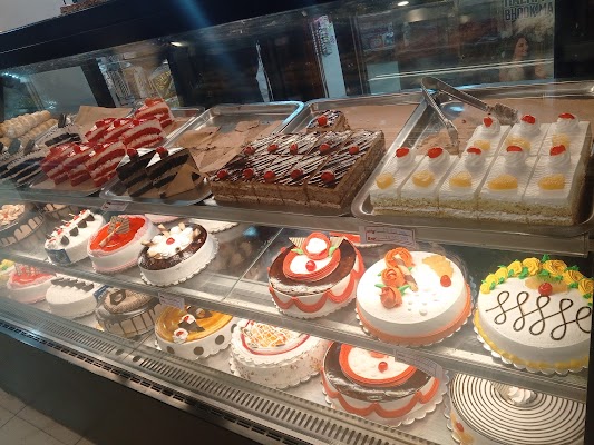 Al-Makkah General Store