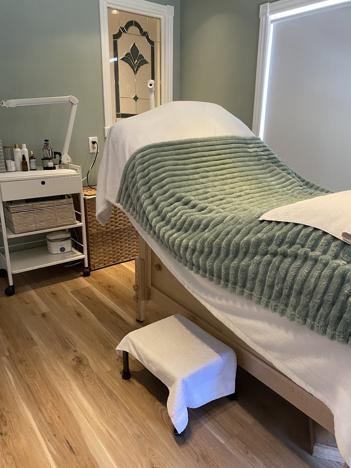 Spa Experience in 71 Baldwin St, Whitby, ON L1M 1A3, Canada