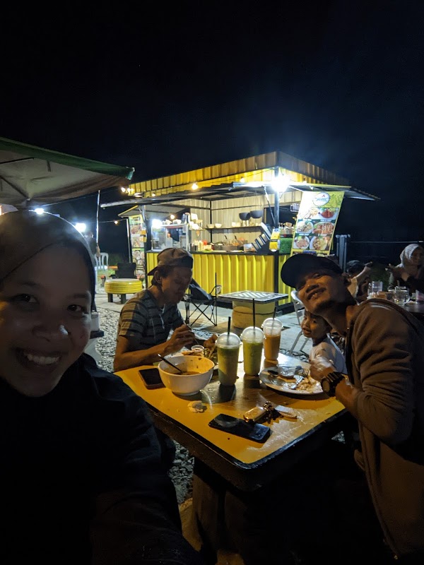 Kabin kuning teluk kerang pontian - Photo 1