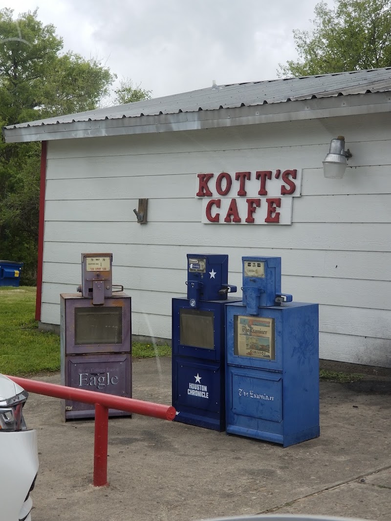 Kott's Cafe photo 4
