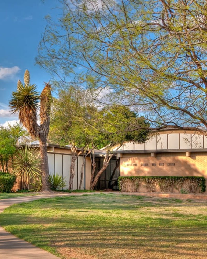 Municipal Garden & Arts Center