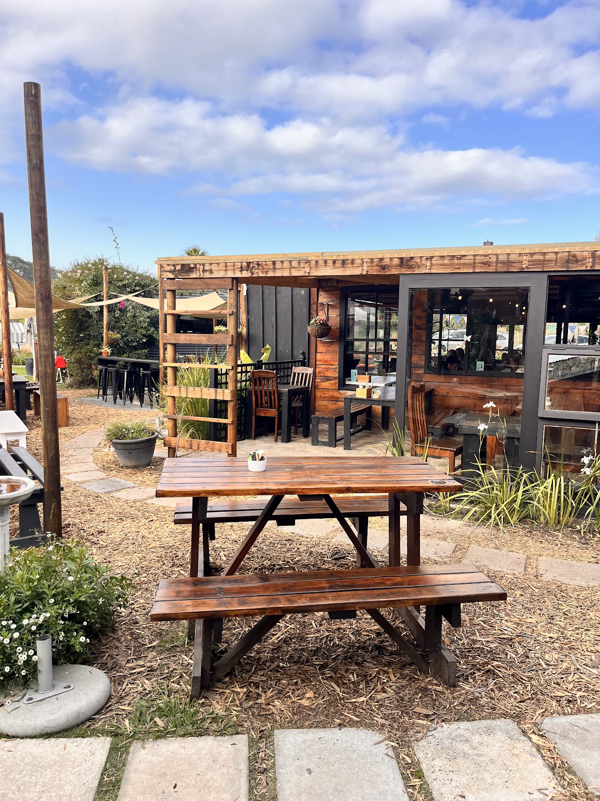Roadside Café Plettenberg Bay restaurant in Plettenberg Bay, Garden Route