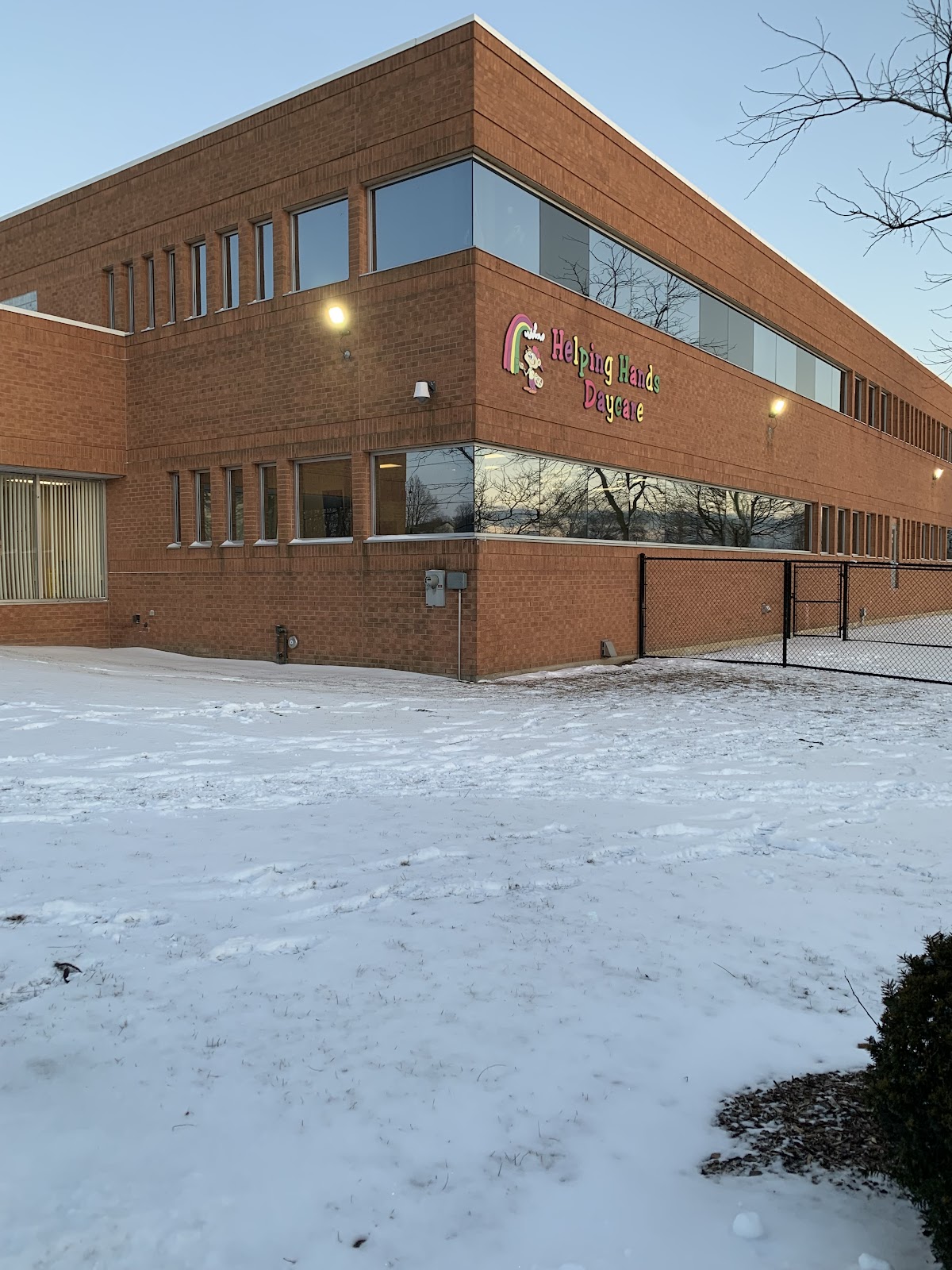 Exterior photo of Helping Hands Daycare Bowmanville
