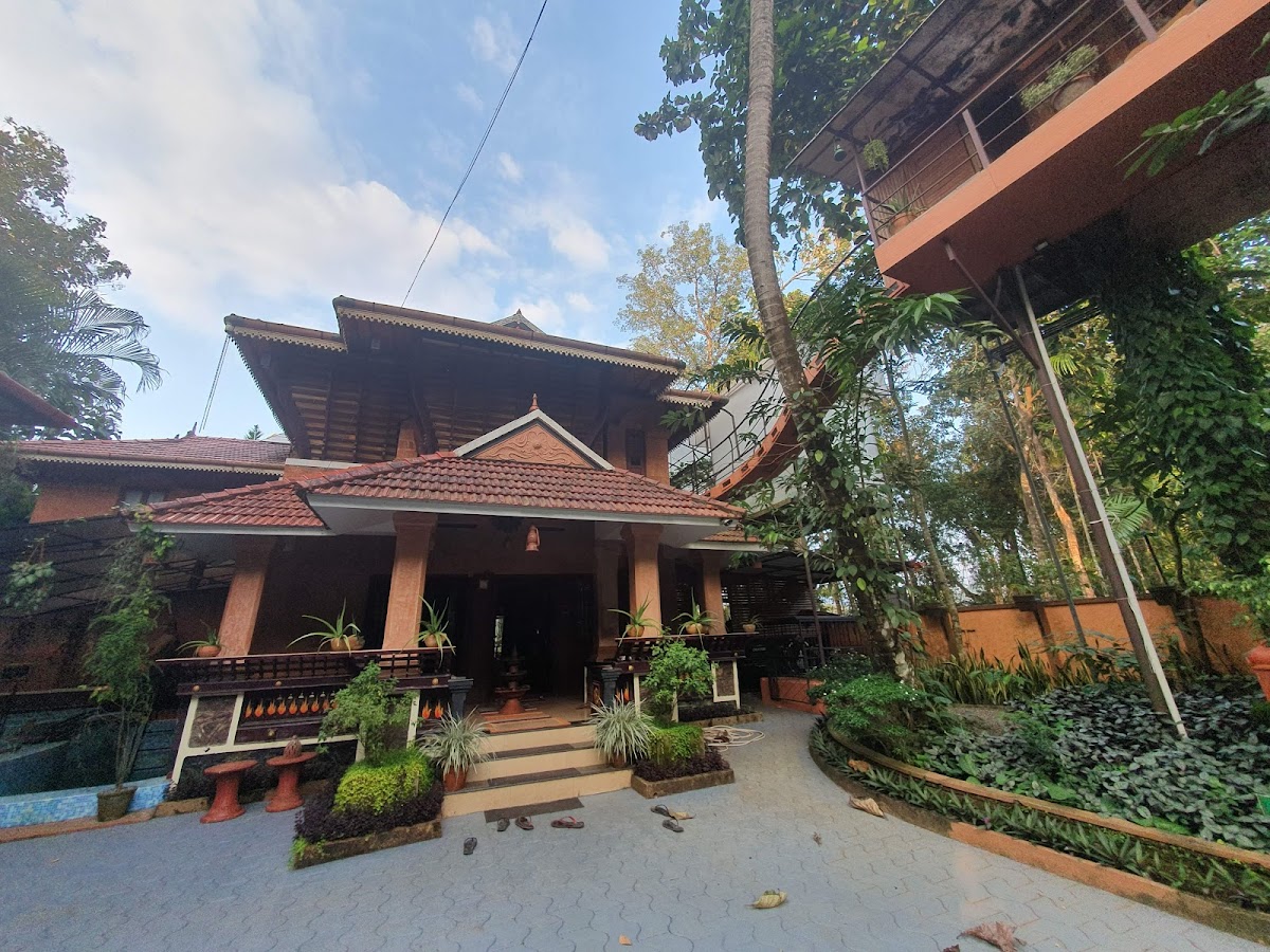 Munkudil Ayurveda Yoga Retreat — 4