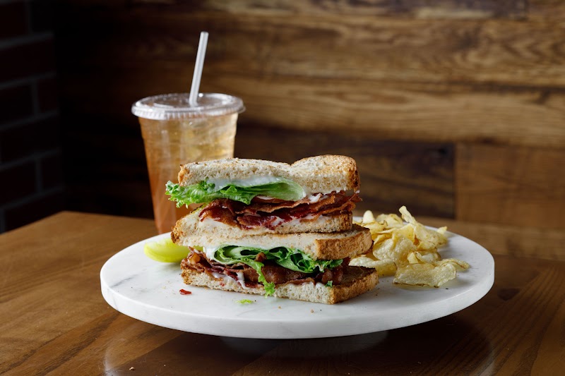 Mokas Coffee & Eatery photo 3