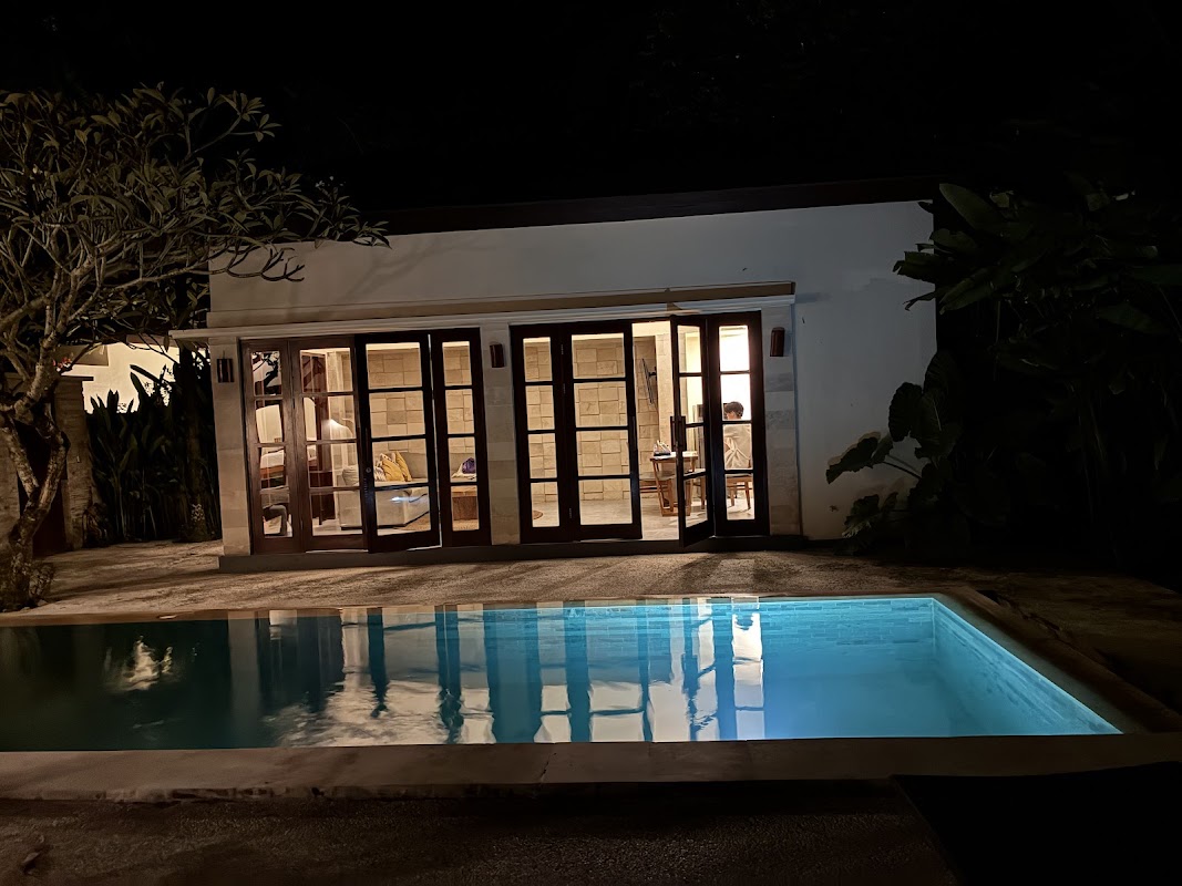 Ku Villas
